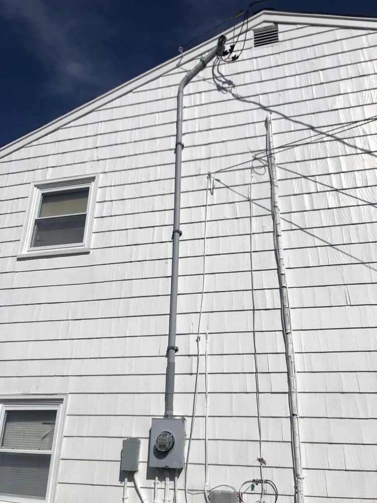 Slide of DoCanto Electrical Solutions