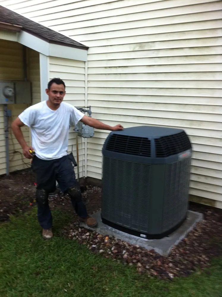 Professional circuit breaker repair service in League City, TX - Doctor Cool & Professor Heat