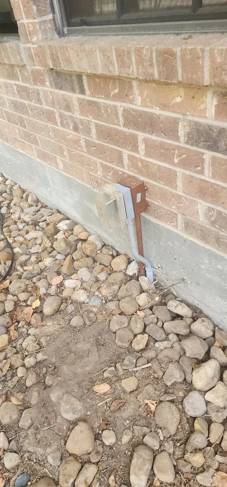 Slide of Doctor Electric Services