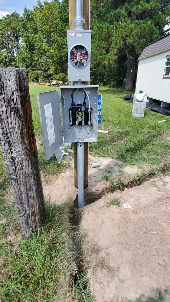 Slide of Doctor Electric Services