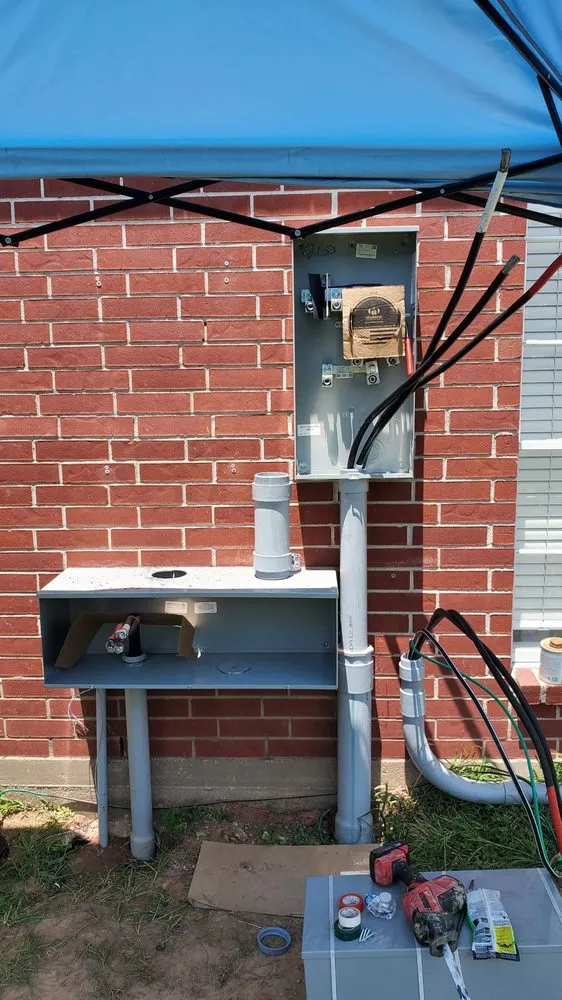 Slide of Doctor Electric Services