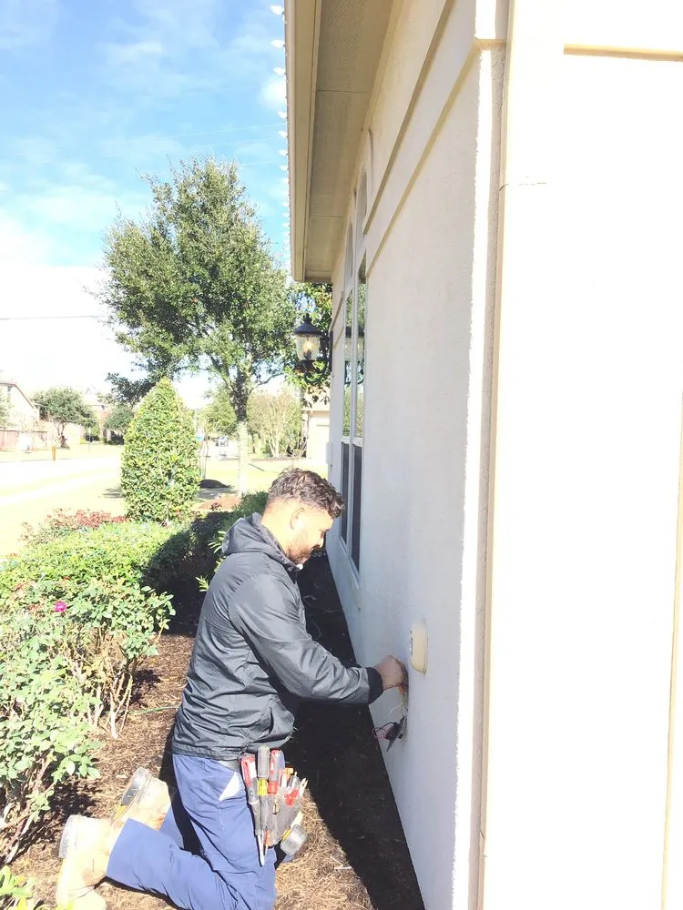 Affordable lighting installation service in Pasadena, TX - Doctor Home Experts Electrical Heating And Air