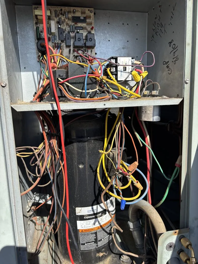 Affordable electrician providing wiring installation in , 