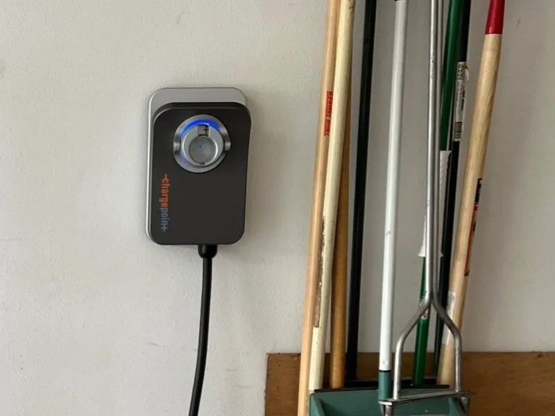 Slide of Dold Electric