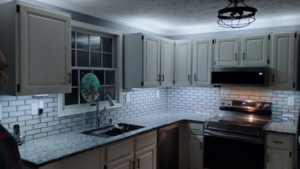 Affordable electrician providing lighting installation in ,