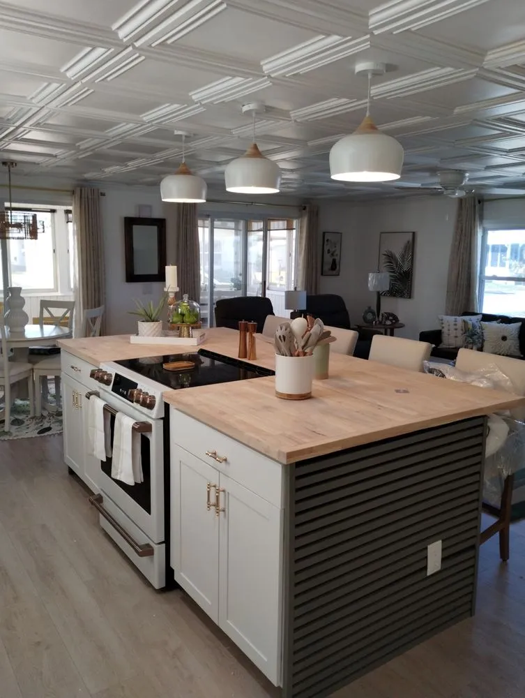 Slide of Dollette Handyman Services