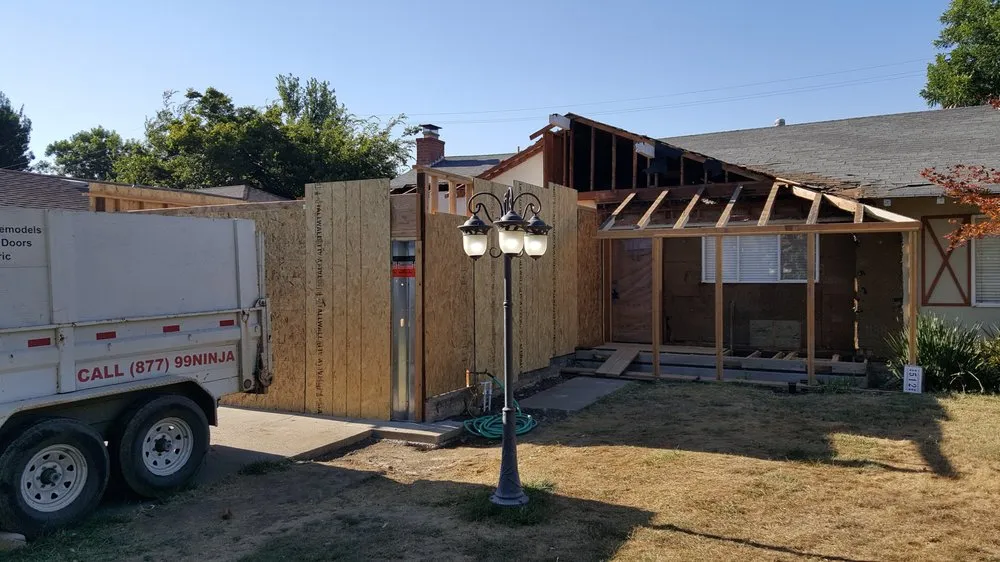 Trusted outlet and switch repair in Coleman, FL by Done Right Electric