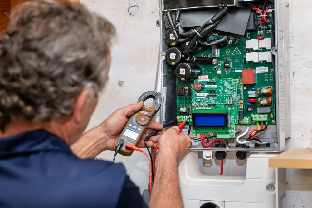 Reliable circuit breaker repair in Coleman, FL by Done Right Electric