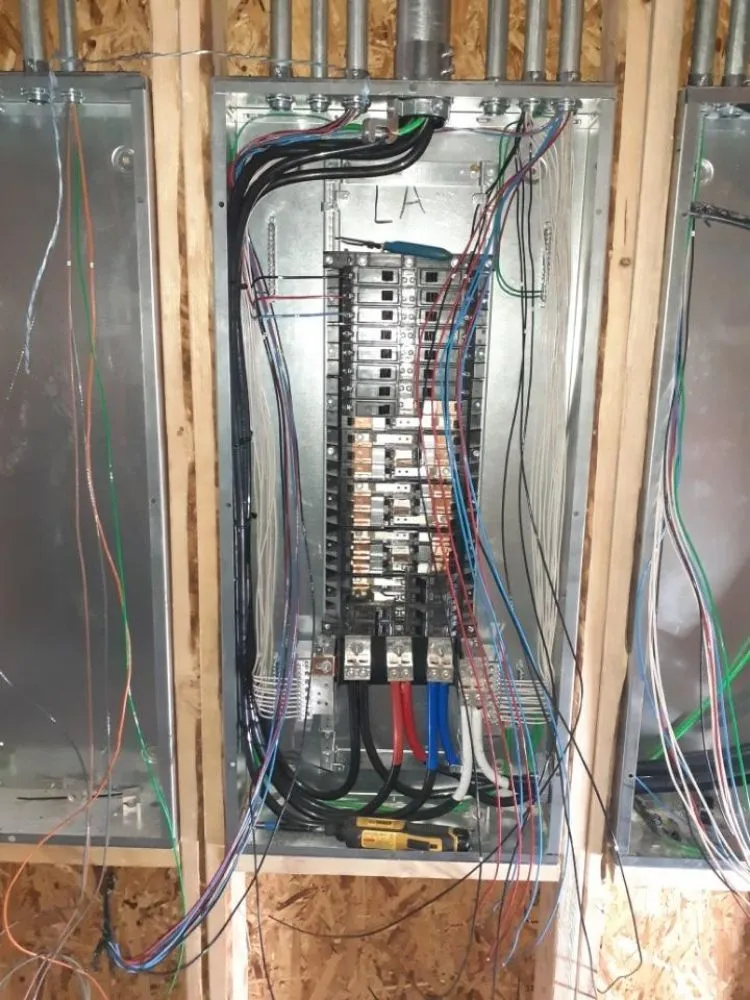 Slide of Done Right Electrical