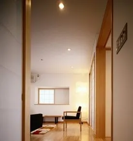 Slide of Donmar Electric