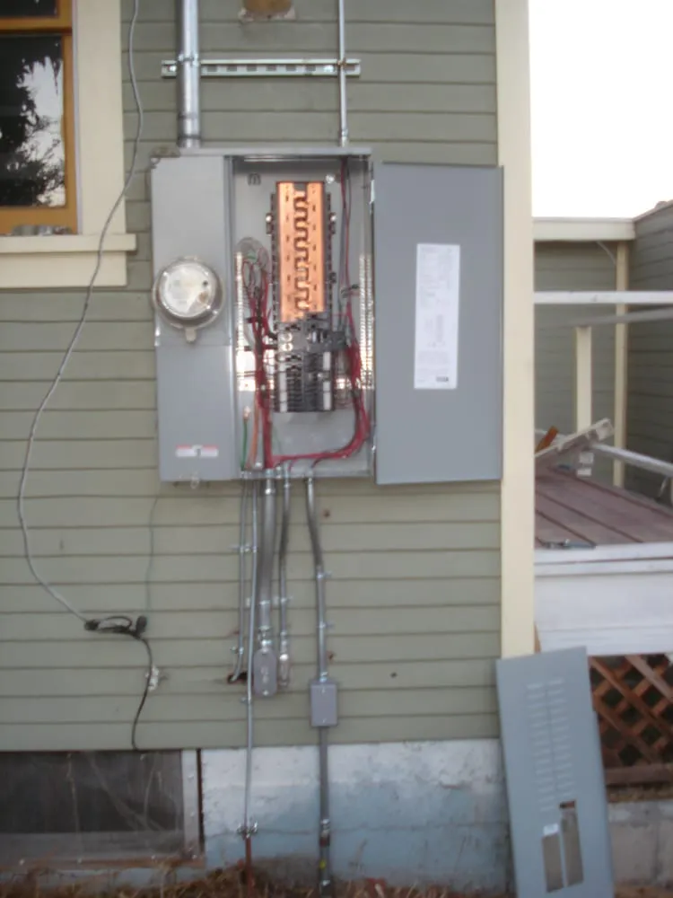 Slide of Don's Electric Company