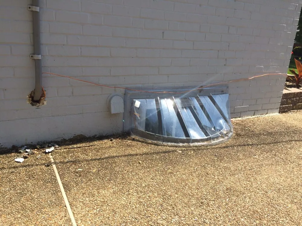 Slide of Dora Electric