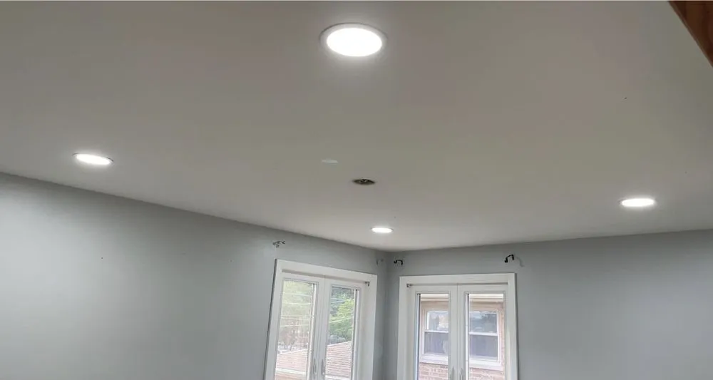 Slide of Dori Electric