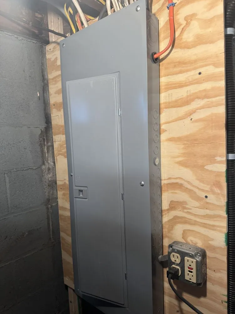 Slide of Doroci Electrical Services