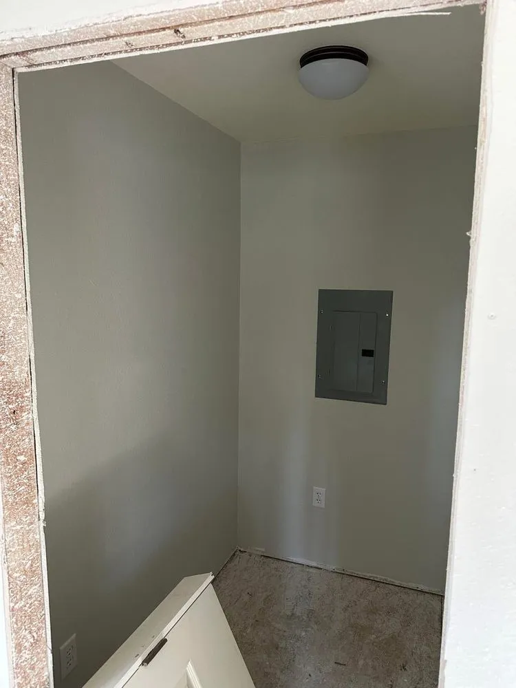 Slide of Double Diamond Electric