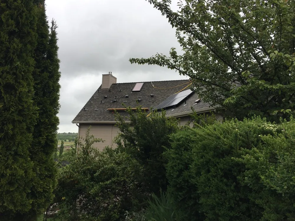 Slide of Double J Electric