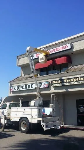 Slide of Double J Electric