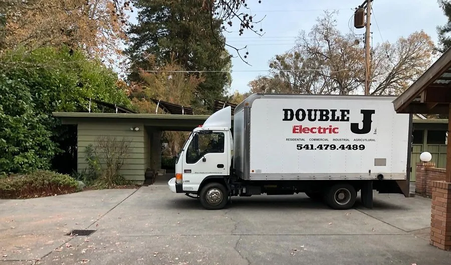 Slide of Double J Electric