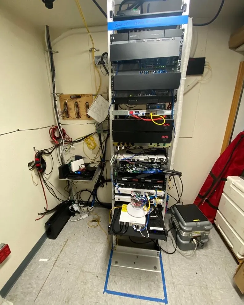 Affordable circuit breaker repair service in ,  - Douglas Electric and Security