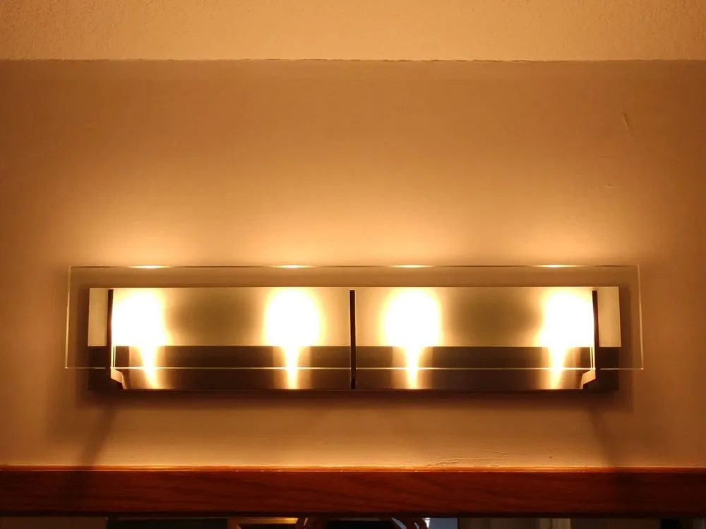 Certified electrical service for homes in lighting installation,  by 