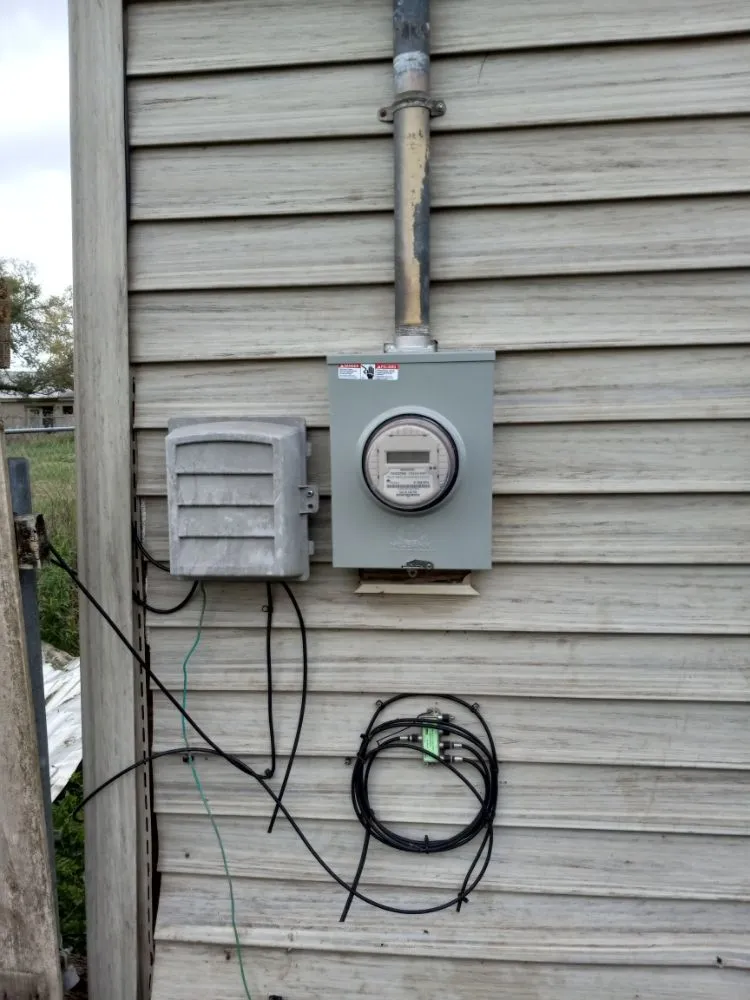 Expert circuit breaker repair experts serving New Caney, TX - Douglas Electrical Services