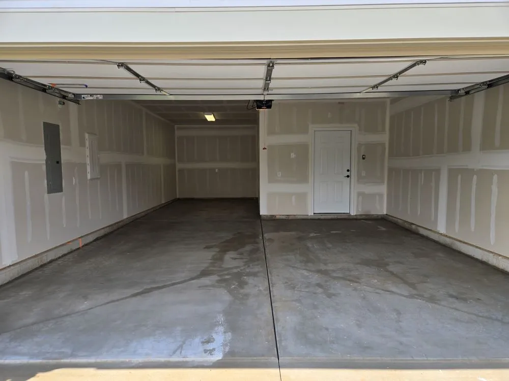 Slide of DQ Renovations