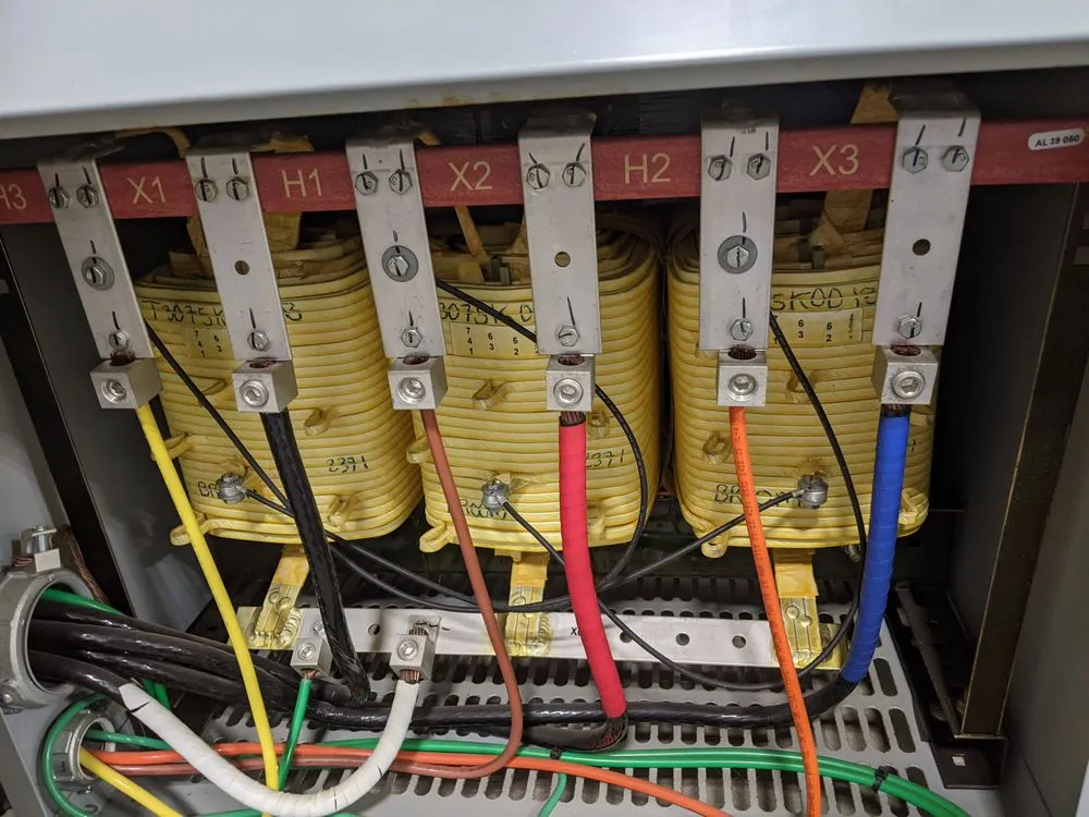 Slide of DQR Electric