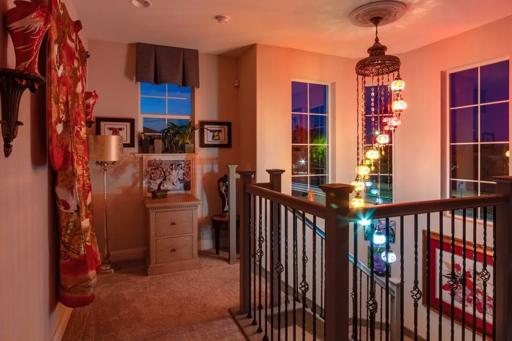 Slide of Dr Wattz Electric