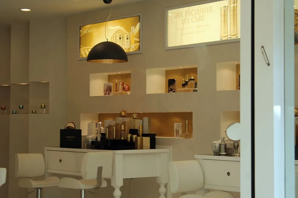 Slide of Dragon Electric