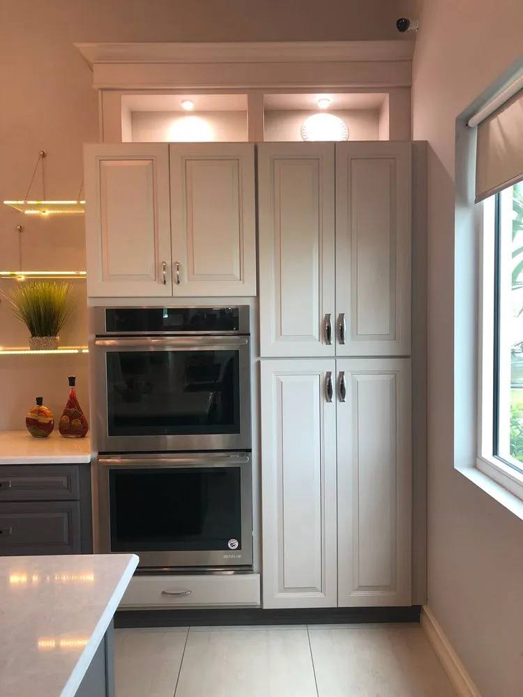 Expert outlet and switch repair in ,  by Dream Remodel Construction