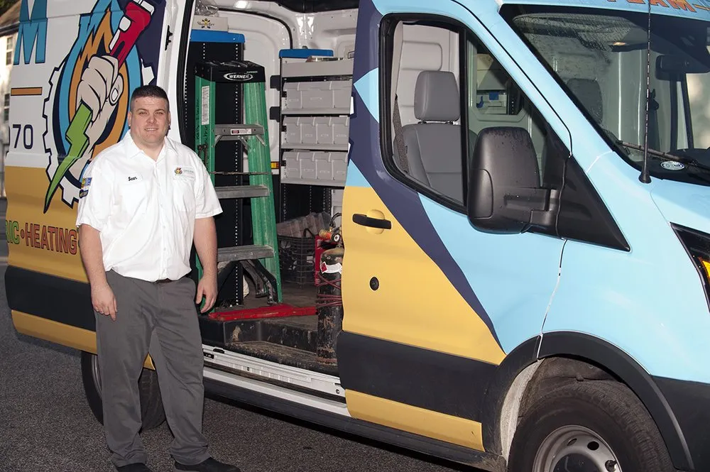 Certified electrician providing lighting installation in Havertown, PA - Dream Team - Plumbing, Heating, Cooling, & Electric