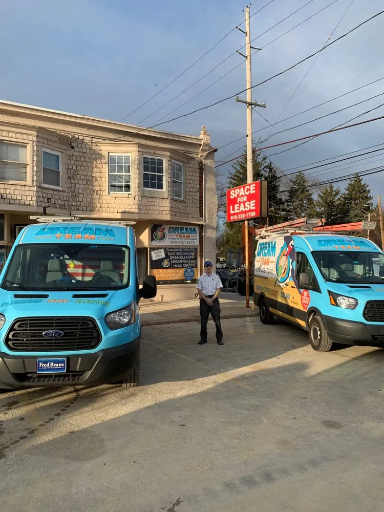 Professional outlet and switch repair service in Newtown Square, PA - Dream Team Home Services