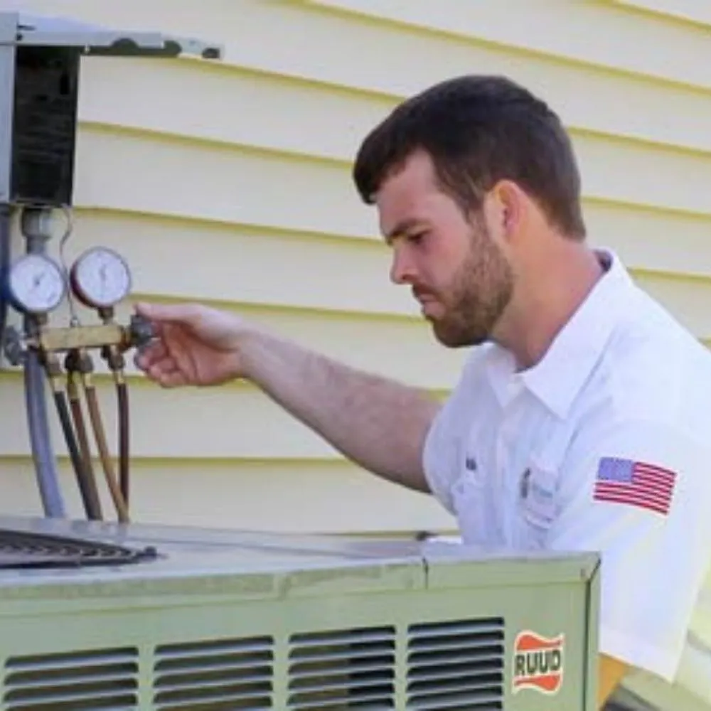 Expert circuit breaker repair service in Newtown Square, PA - Dream Team Home Services