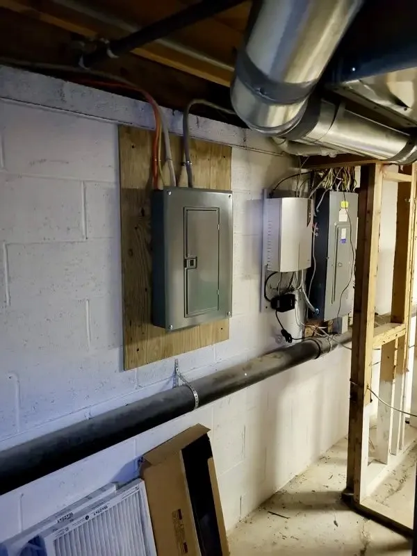 Slide of DRL Electric and Construction