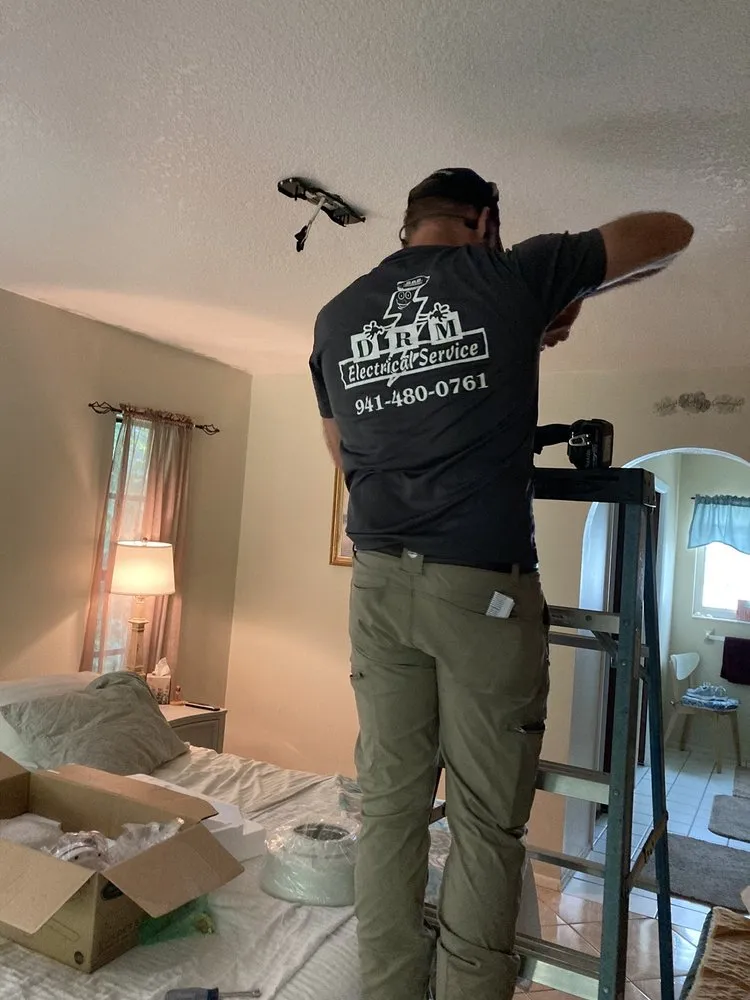 Trusted outlet and switch repair service in North Venice, FL - Drm Electrical Service