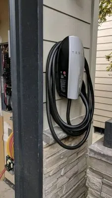 Dru EV Charger Installation & Home Services Logo