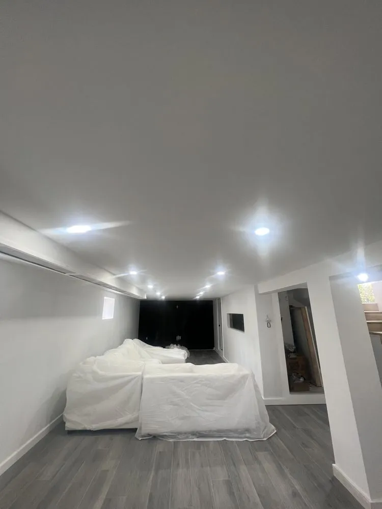 Slide of D.S Contracting