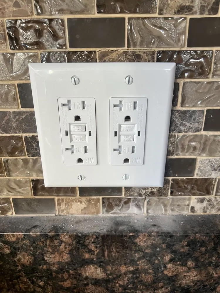 Slide of D.S Contracting