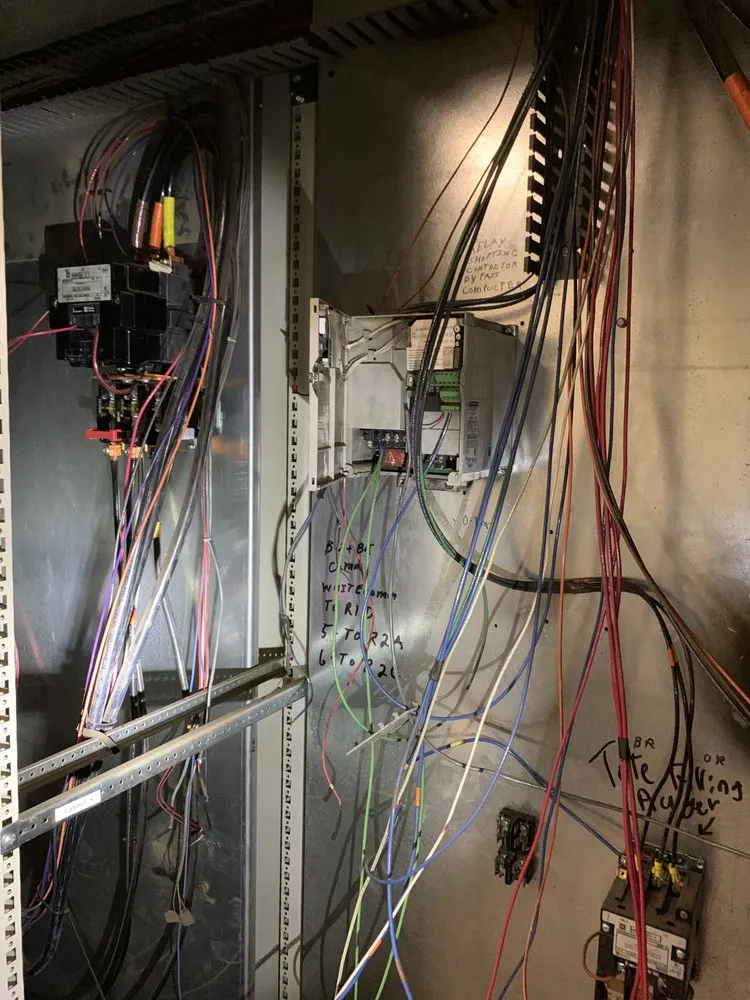 Slide of D's Electric