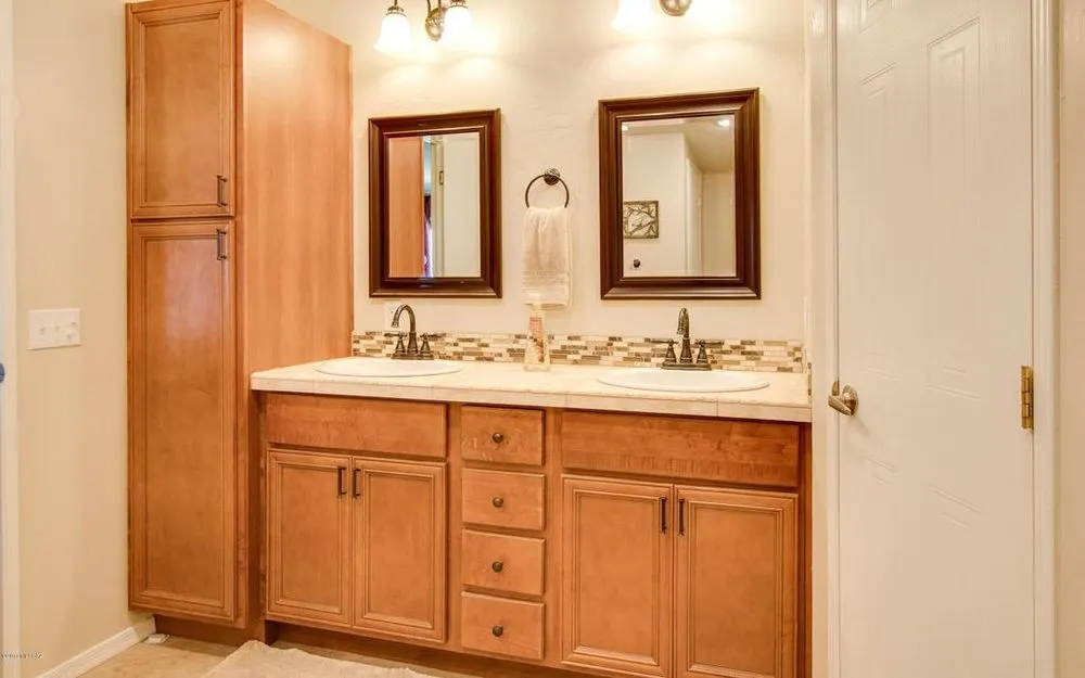 Slide of DS Electric