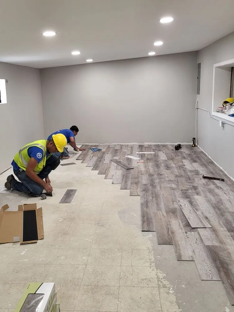 Slide of D'tails Home D'tailing