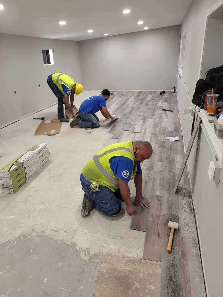 Slide of D'tails Home D'tailing