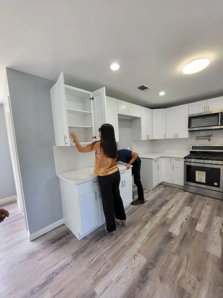 Slide of D'tails Home D'tailing