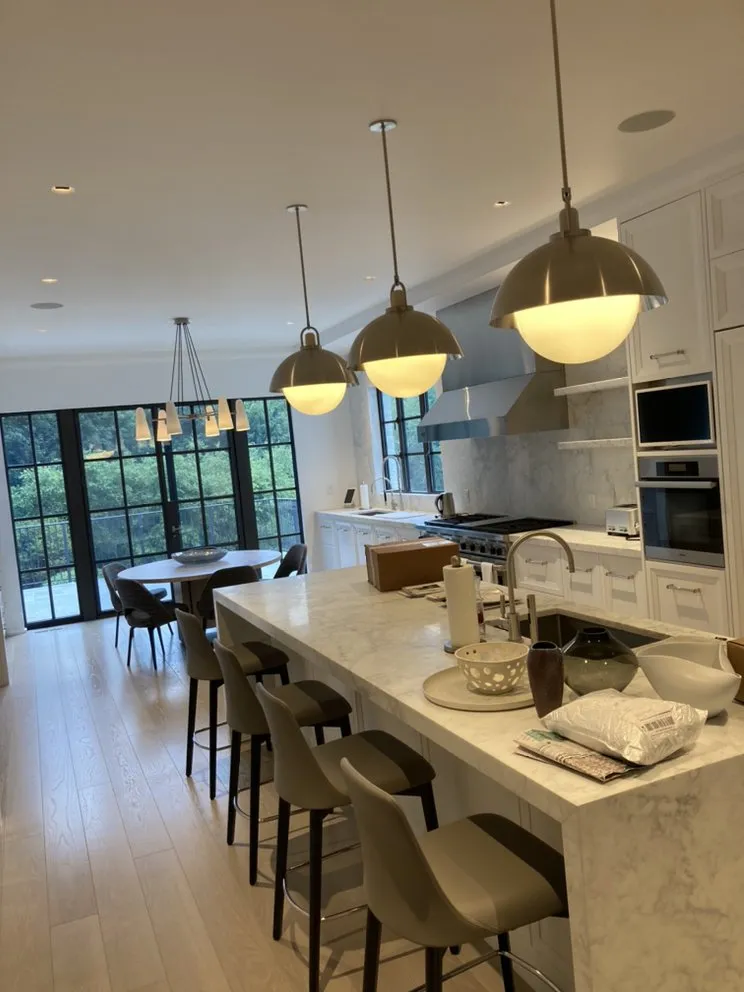 Slide of Dtapia Electric