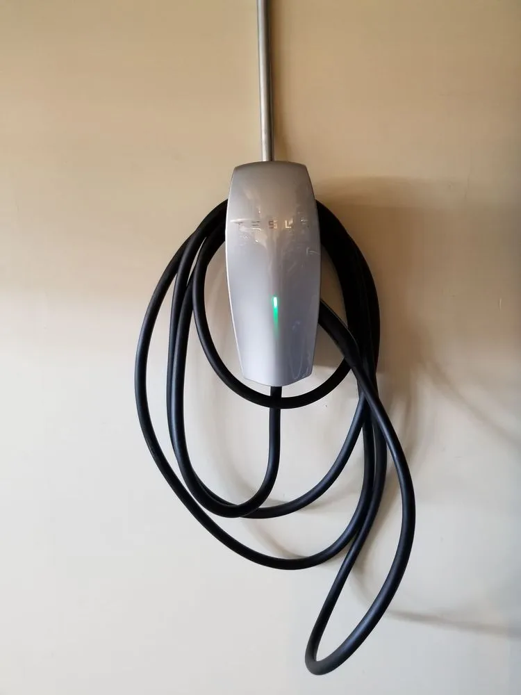 Slide of Duarte Electric