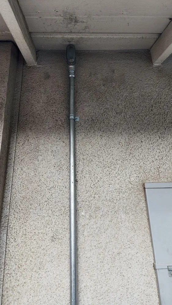 Slide of Duarte Electric