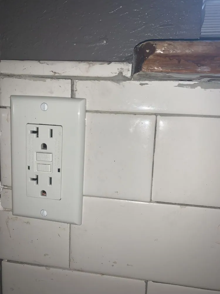 Slide of Dub Electric