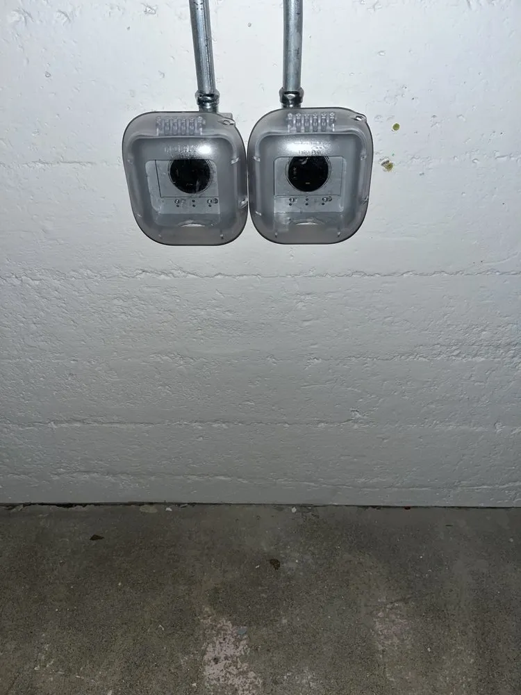 Slide of Dubbz Electric