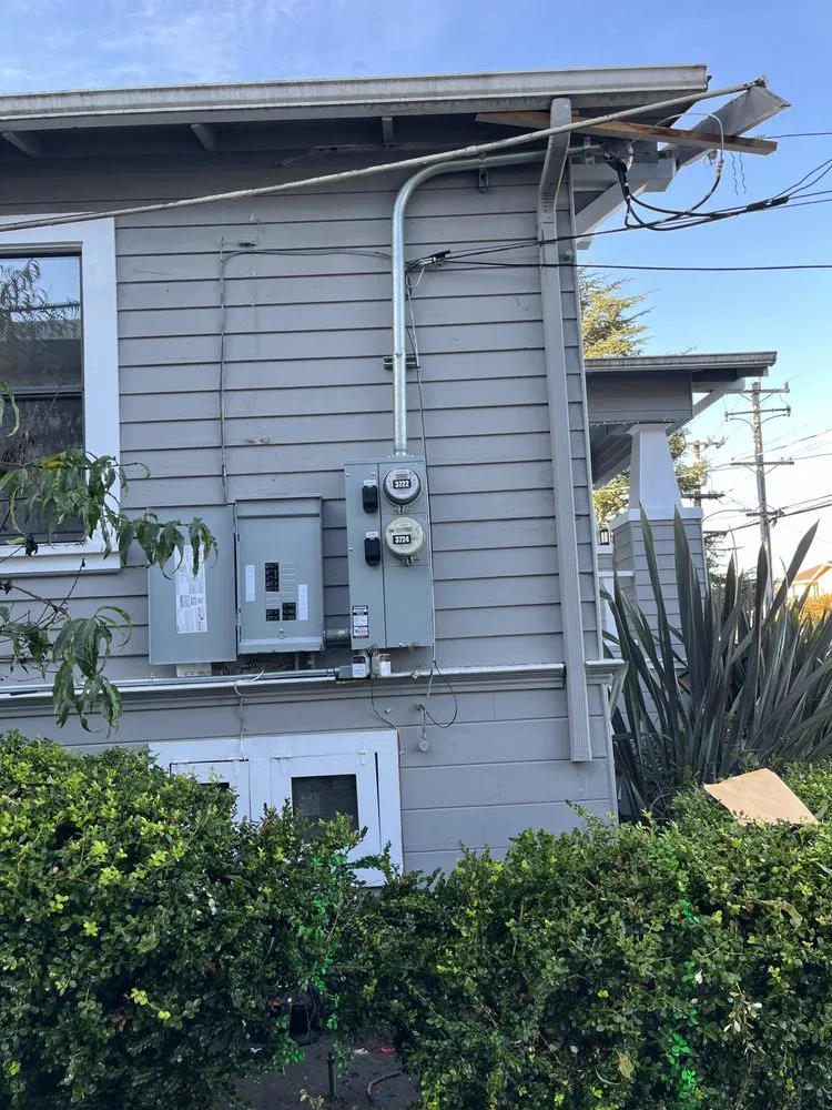 Slide of Dubbz Electric