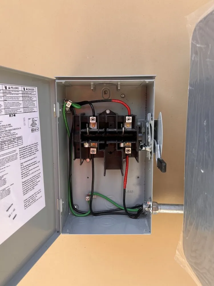 Slide of Dubon Service